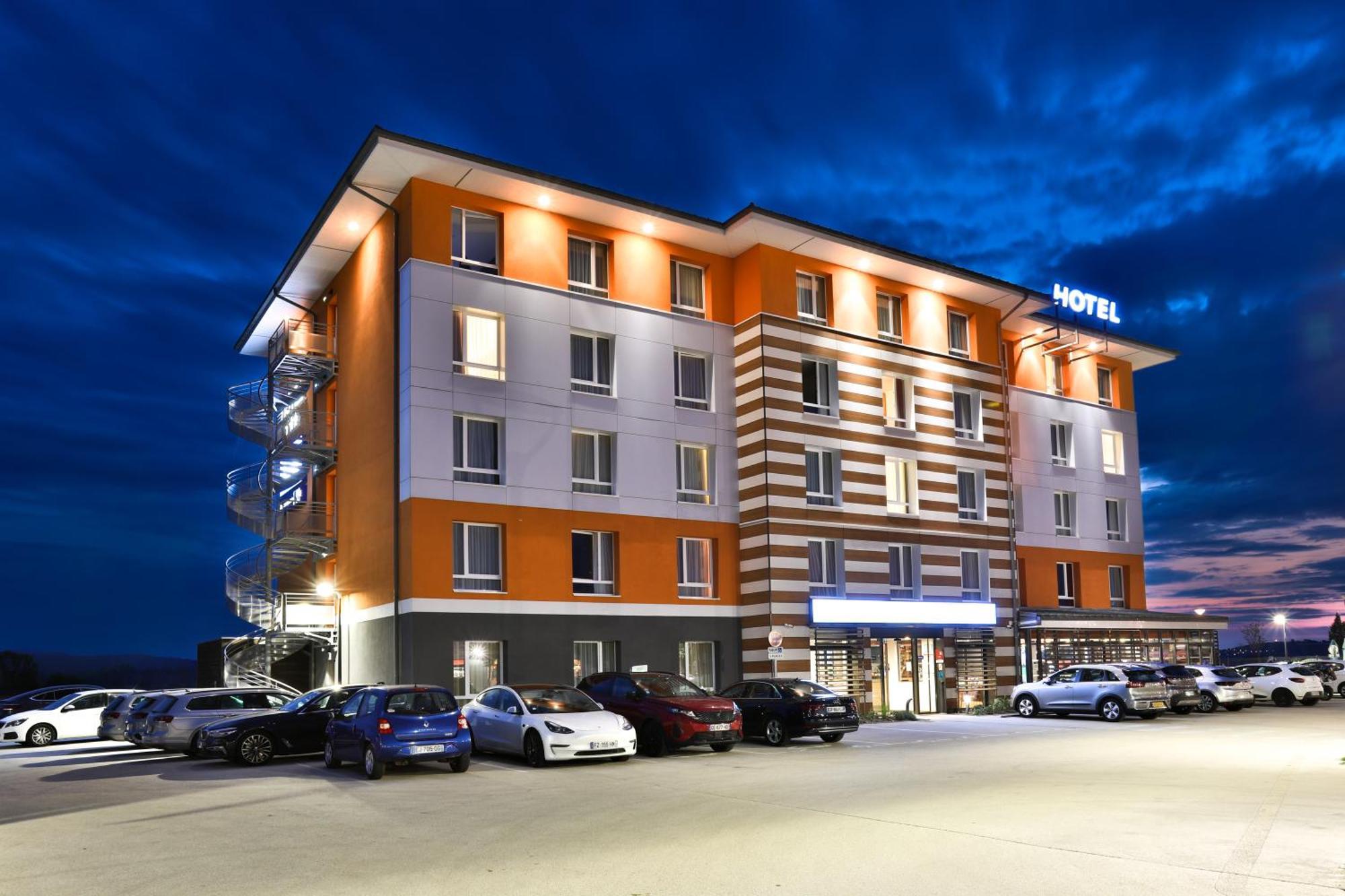 Kyriad Pontarlier Exterior foto